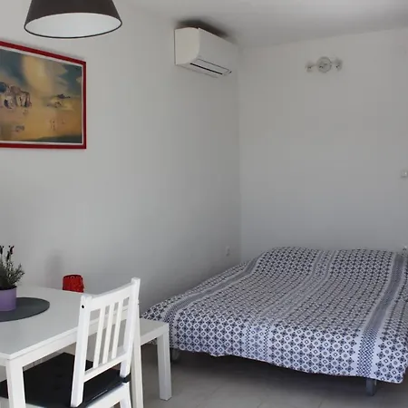 Apartman Estelle *
